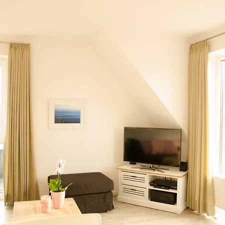 Hus Achterliek Apartment *
